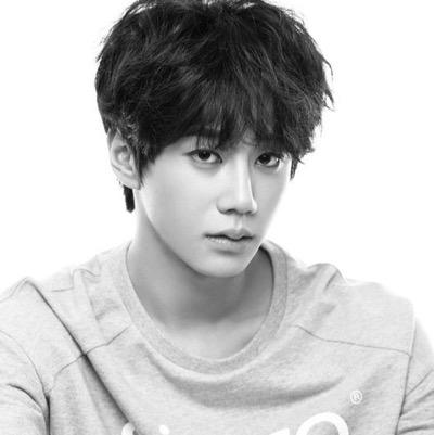 3rd twitter account to support U-Kiss with / I FOLLOW BACK/ other accounts @CatUKKissme @SoooonOTP