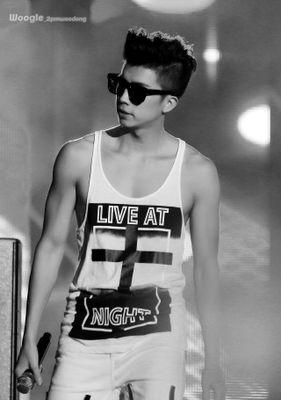 jang wooyoung 2PM parody.