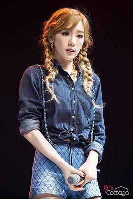 [18+] Kid leader parody of taeyeon snsd