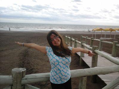 Todos nacemos para hacer feliz a alguien, todos nacemos para tener algo que recordar... todos nacemos para SER