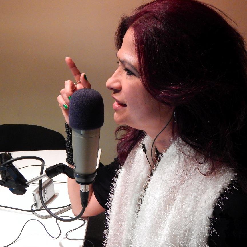 Dirijo y presento MI PROGRAMA que es tu programa. http://t.co/20W0QSfjUH Lunes 6:00 pm. martes 11:00 am sábado 3:00 am Hora colombiana, por supuesssssto.