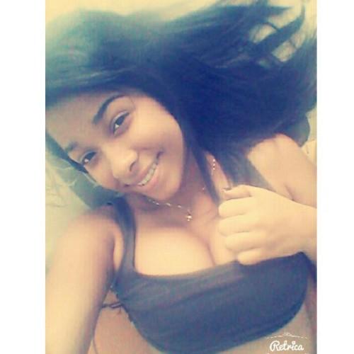 ♡ Mineirinha, 16 anos, Morena sedutora :p sqñ. Me segue que eu te sigo ❤ .