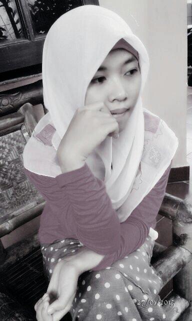 Ria_Ayrie's profile picture. makhluk tuhan | dreamer | sleeper | eater | etc.