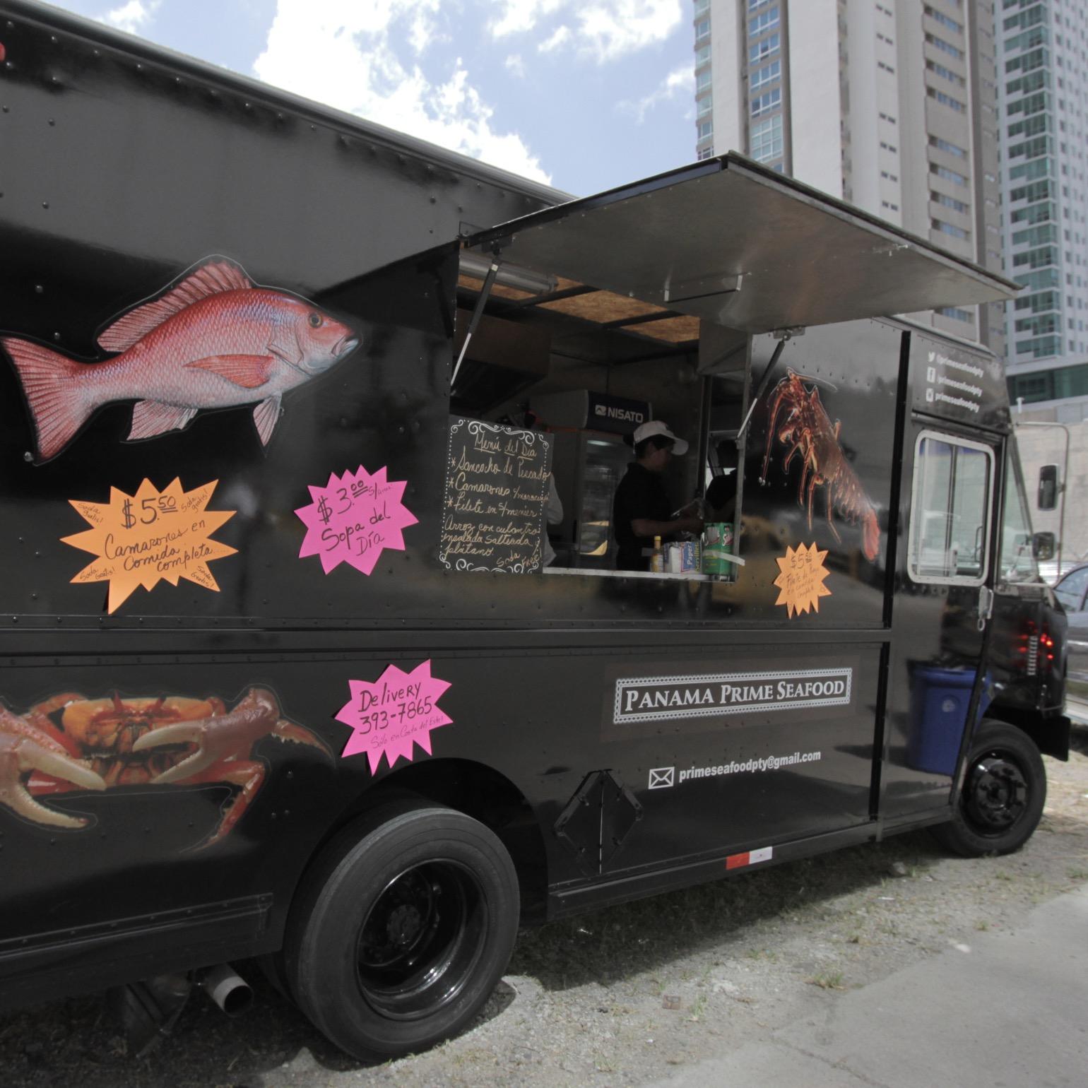 Vendemos comida de mariscos. Un camión que lleva los frutos del mar directamente a la ciudad. Reconócenos por nuestro truck de Panama Prime Sea Food! T:393-7824