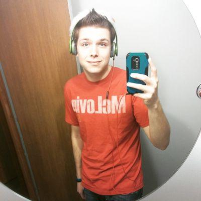 i do stupid things and you guys love it so keep giving me your support thanks guys :)