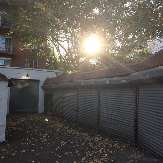 EZ convenient parking in Park Slope! Stop getting parking tickets & wasting time looking for spots! No more bumper onslaught! Spaces & private garages for rent.