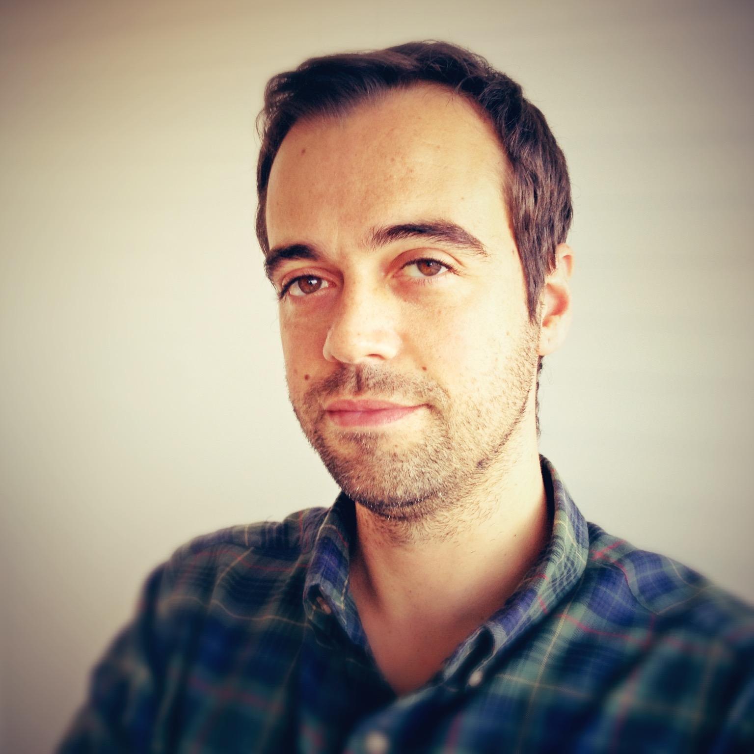 Product Leader, UXer and IxD Innovator. Co-founder of Fractal-Labs and NearInteraction. Organizer of IOT Lx and Lean Startup Lx