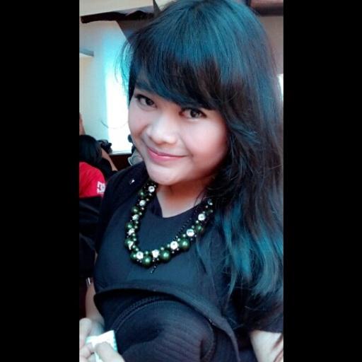 diamond @XIPASIX | dhamysoga | sudah, lupakan segala cerita antara kita :)