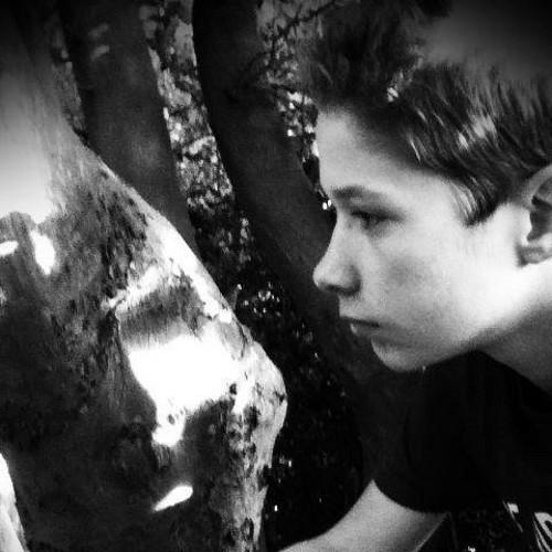 mathmax1998's profile picture. 