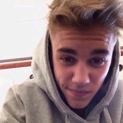 srnabieber's profile picture. 