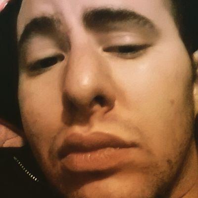 feniane21's profile picture. ouais la biographie c'est bien