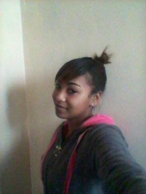 #friendlytype...=) ...like meeting new ppl. Love thee party life etc