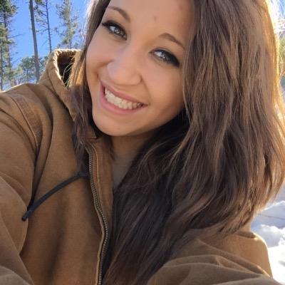 veronicaamick's profile picture. 