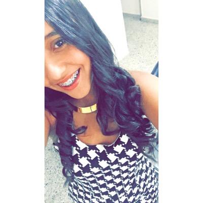 DanielaReyes004's profile picture. 