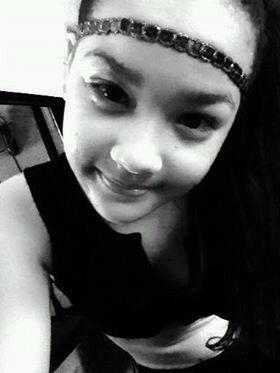 ' ;; Aveecees Suueño Con Amoor , Poorque Se Que En El Foondo Noosotros Amamoos ;;