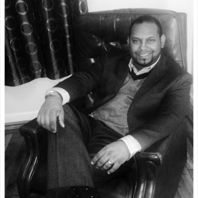 Recruiting candidates for various job positions. Maintain daily interaction with clients about their staffing needs. that's my goal!