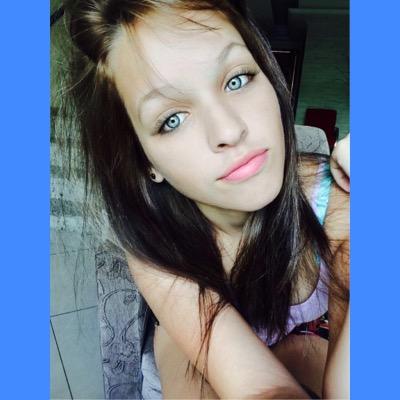 Instagram : karen_teixeiraa