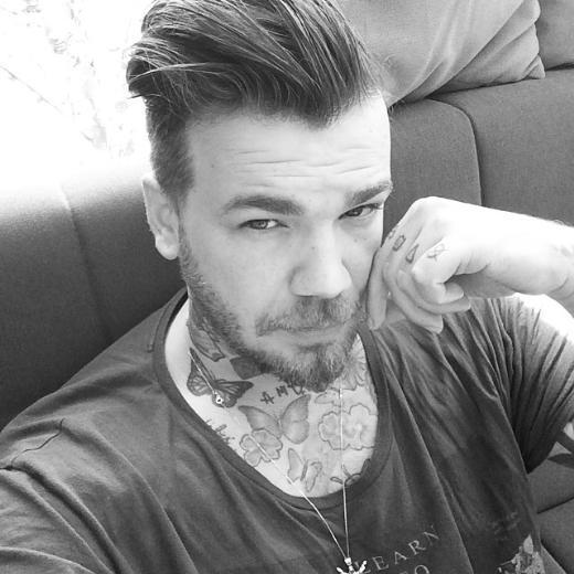 gagasexsual's profile picture. Asi, egoist, bencil ve kıskanç...