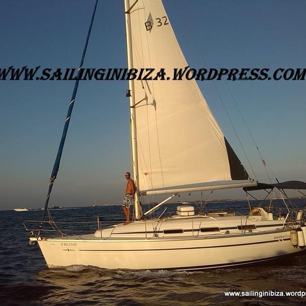 Alquiler de todo tipo de embarcaciones en Ibiza y Formentera.