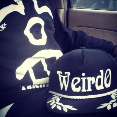 http://t.co/lpP7XV7u, #TeamInsane #TeamWeird Whose really the weird one here?