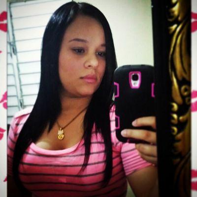 Bendecida!! Feliz con mi bebe  Amy, trabajadora con Dios en mi corazón.