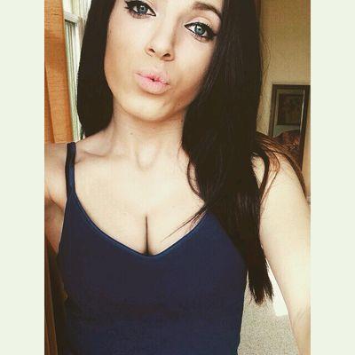 cassidycurly's profile picture. love life my life is Perfect Imma 5'2 make You beg for my Cookies No DMs please Show Stopper Name Cassidy Curly Don't Get it wrong.