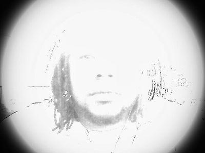 I refuse to live inside da box...... GIVE PEACE A CHANCE!