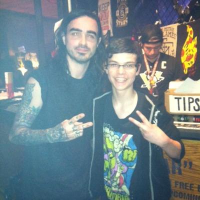 rypocrisy_'s profile picture. 15 | PA | Music and Soccer | XIII