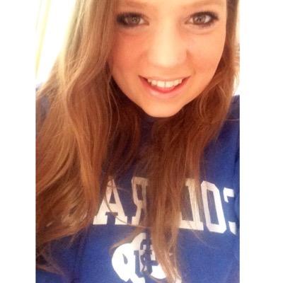 klaraemilias's profile picture. if travelling was free you'd never see me again ✈️