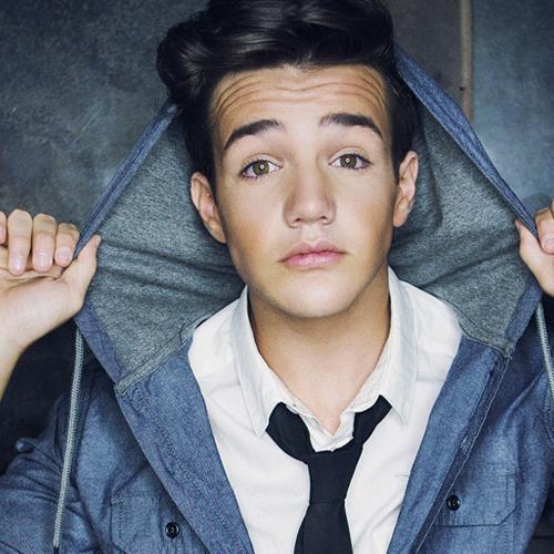 aaron and kian AND JACOB are mine so back up