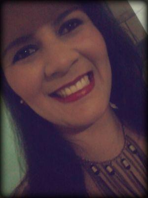 Bacharel em Secretariado Execultivo Bilíngue Geminiana...Apaixonada por minha *Família* e Louca pelos meus Amigos *---*