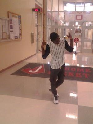 funless_'s profile picture. 