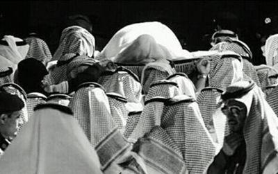 ‏شلة بنات بالثانويه مسوين تويتر جماعي لنا كلنا،نكتب يوميات،حكي،نكتب لنحيك من كتاباتنا ذكرى~2014