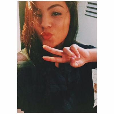 Hey Emma here! No way do I trust Mia. Does Daniel like her? At lest I have @Andi_Cruz_ because she is on my side. And she's like my sister. Single [RP]