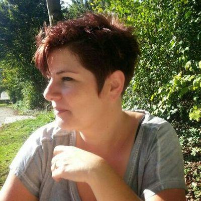 Mama van Ivy, partner van @kimpluijmen.