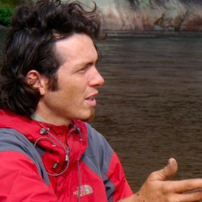 Réalisateur, éco-pédagogue, conférencier. coréalisateur de documentaire Après la Romaine et Chercher le courant. Aussi passionné de sports en nature