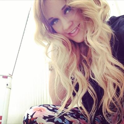 26. Cross follower. Bachelors degree. Hair Stylist. Piano keys. Blackbird daughter. Ring on a special finger.