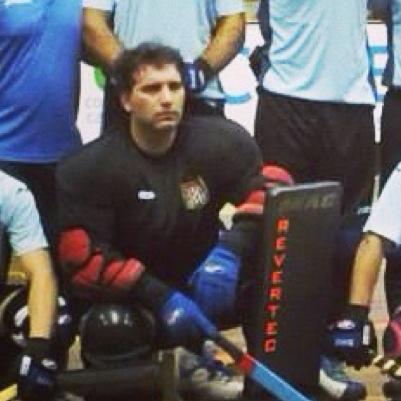 Arquero de hockey sobre patines. Grafico.