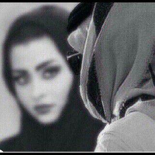 ‏‏انت في زينك مميز بـ الوصوف
حتى في طلتك ماتشبه احد