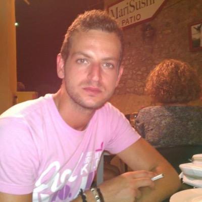 Técnico superior en Administración y finanzas.Dirección comercial y Marketing & Music Lover.