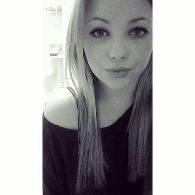 16. Newcastle chick
