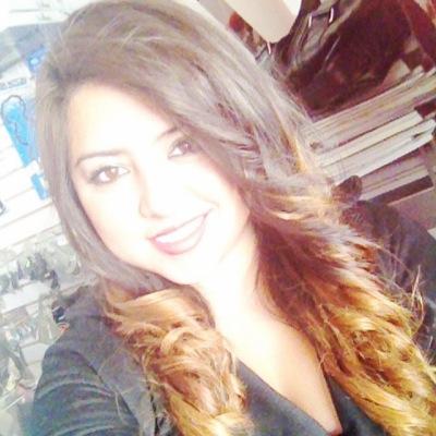 Divertida, Carismática y lo mejor futura COMUNICOLOGA :)