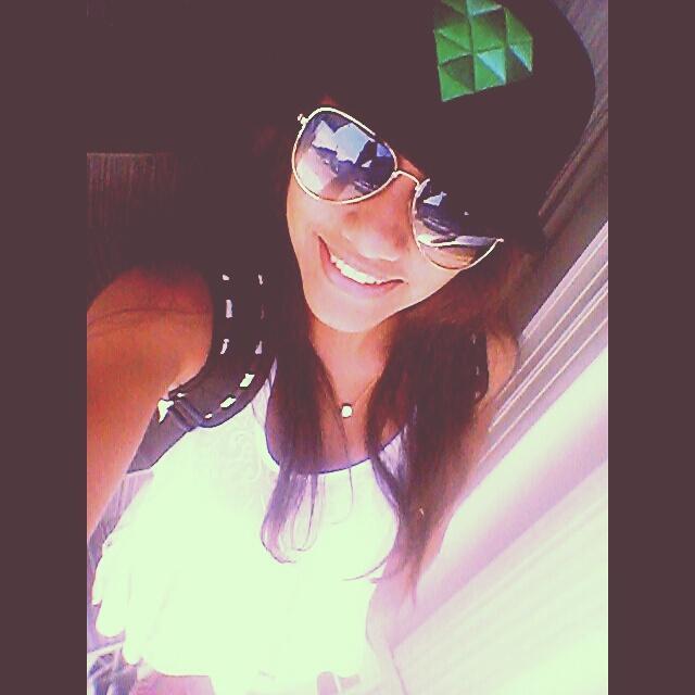 peace_yanka's profile picture. http://t.co/5KlE6fjq0o
http://t.co/HMzbiEu2Av

WhastApp: 96589781