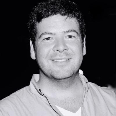 Fundador de ideas que se convierten en productos. Innovación, IA y estrategia para transformar industrias. Seguro que algo se puede hacer mejor (y más simple).
