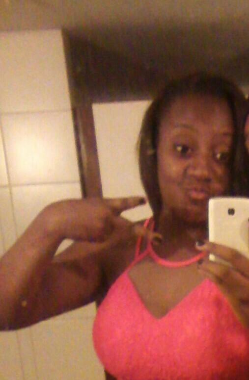 leandrasouza547's profile picture. 