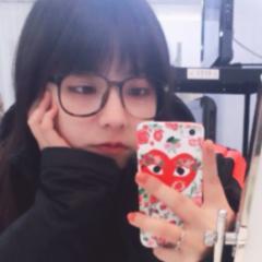 최준희 a.k.a Choi Jun Hee | Singer & Songwriter | You're My Pretty Boy        ;KyungSoo;EunJi;LJoe'sBroh; Seré todo, menos tierna. Soy un Buñuelo sin azúcar.