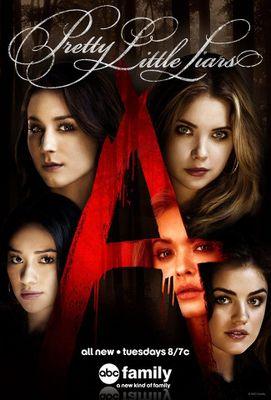 •19yrs •5H •Demi •LadyGaga •TSwift •Glee→Pretty Little Liars→Orange Is The New Black→Faking it→Grey's Anatomy. Yup I'm a Music & TV Show Nerd xD