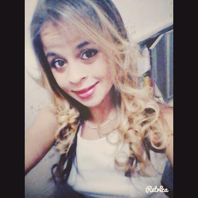 faço de mim , casa e sentimentos bons . ♡