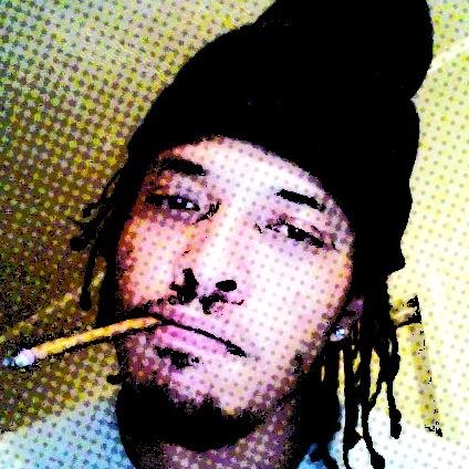 YOUNG STONER AMBITIOUS CEO,RAPPER, PRODUCER, YOU NAME IT IM ON IT.........
