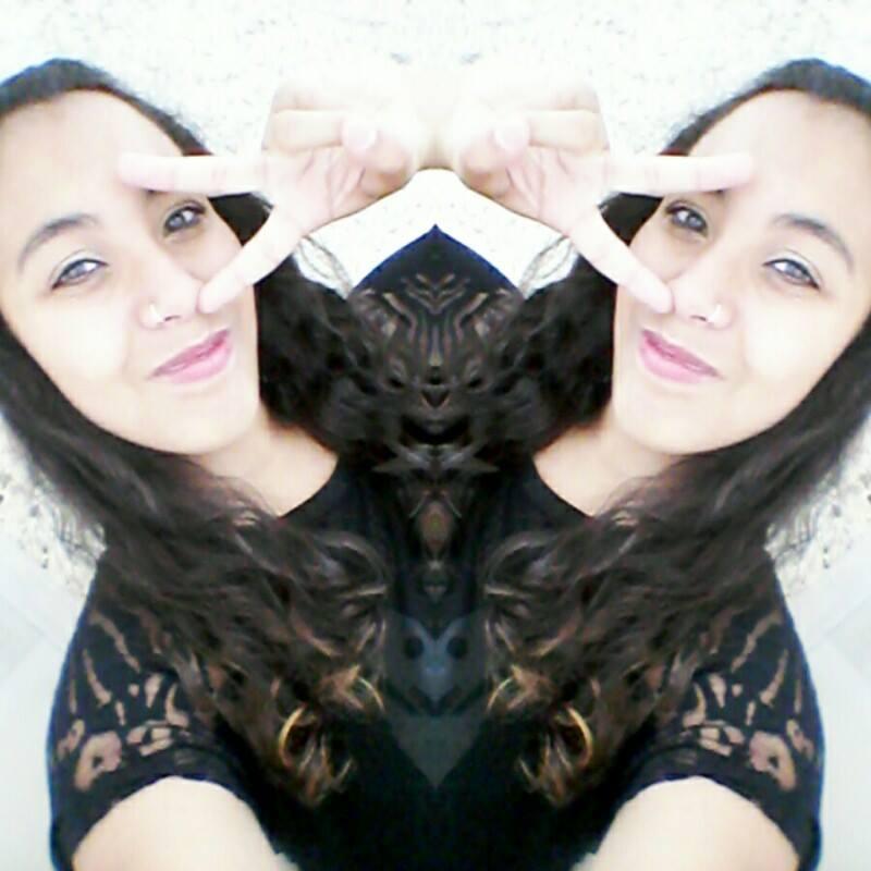 ♦ a minha imagem é você quem faz;
mas a minha vida, sou eu quem vivo !